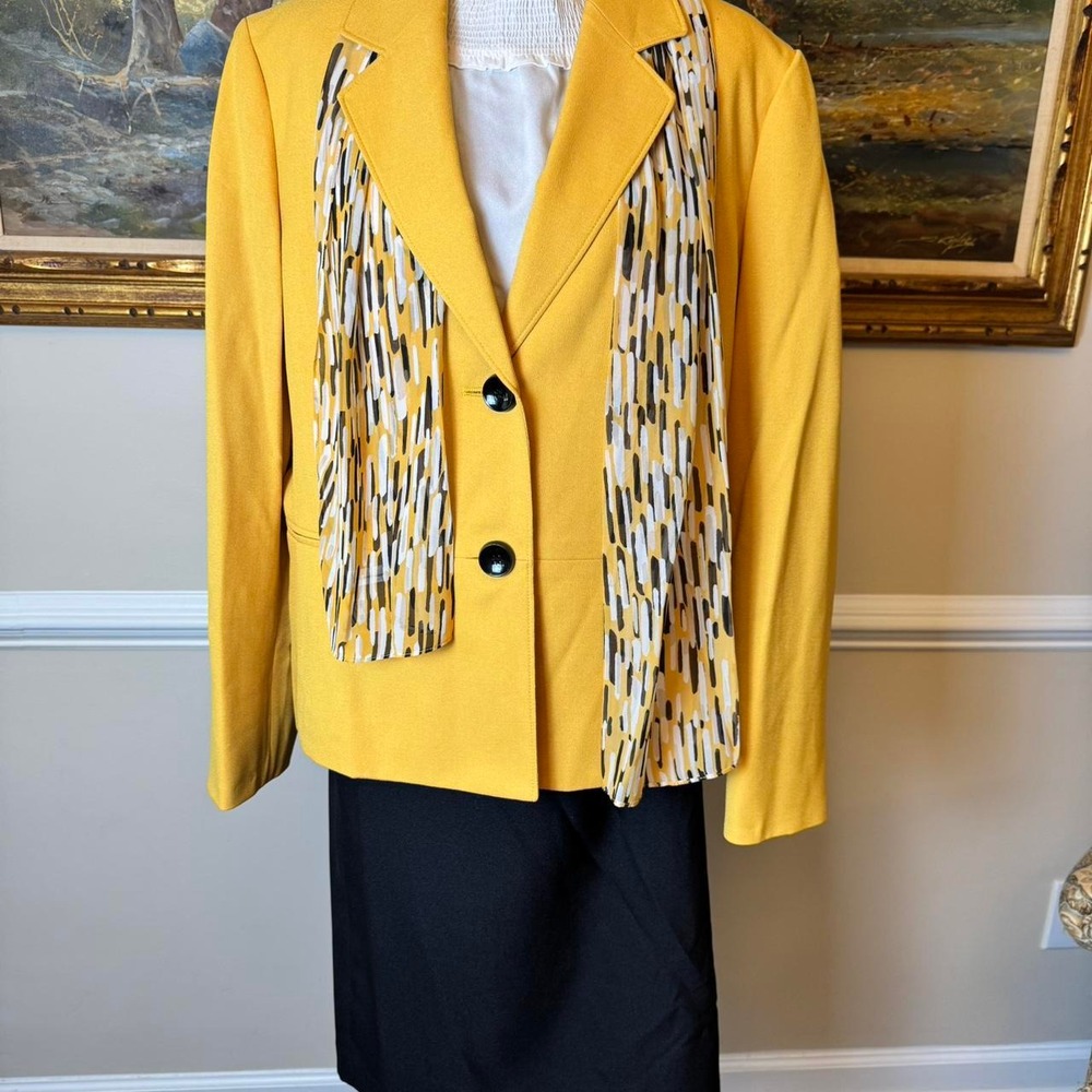 Vintage Le Suit Womens Yellow Blazer Skirtâ Suit Set Size 18 Office